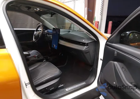 2022 Ford Mustang Mach-E Premium from USA, damaged, VIN 3FMTK3RM7NMA04514